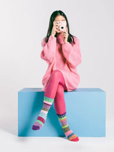 Load image into Gallery viewer, Dahlia Solmate Socks