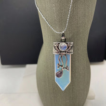 Load image into Gallery viewer, Faerie Gemstone Necklace