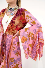 Load image into Gallery viewer, Vintage Rose Aurela Kimono