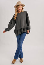 Load image into Gallery viewer, RUFFLED PEPLUM HEM OVERSIZED KNIT TOP
