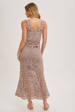 Load image into Gallery viewer, SHEER CROCHET SLEEVELESS SQAURE NECK TOP