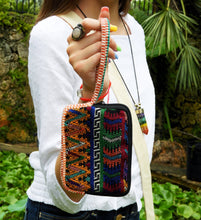 Load image into Gallery viewer, Floral Embroidered Cushioned Wallet Purse Wristlet Bag