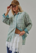 Load image into Gallery viewer, Double Gauze Plaid Oversized Button-Down Shirt