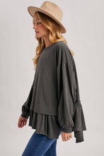 Load image into Gallery viewer, RUFFLED PEPLUM HEM OVERSIZED KNIT TOP