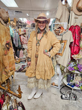 Load image into Gallery viewer, Mustard Tie Top