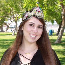 Load image into Gallery viewer, Greeting Card with Tiara, Queen of This Day, Songbird