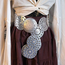 Load image into Gallery viewer, Boho Big Disc Belts