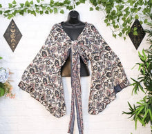 Load image into Gallery viewer, Bohemian Floral Wrap Top
