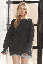 Load image into Gallery viewer, RIBBED TEXTURE OVERSIZED SWEATER