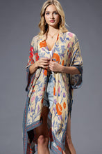 Load image into Gallery viewer, Phyllis Kimono