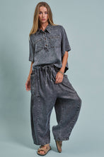 Load image into Gallery viewer, Washed Denim Utility Wide Leg Pants With Cargo Pockets