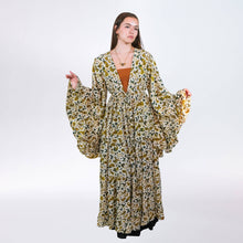 Load image into Gallery viewer, Winged Meadow Duster