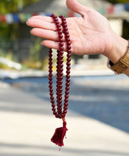 Load image into Gallery viewer, Tibetan 108 Beads Meditation Yoga Onyx Stone Mala