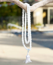 Load image into Gallery viewer, Tibetan 108 Beads Meditation Yoga Onyx Stone Mala