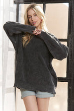 Load image into Gallery viewer, RIBBED TEXTURE OVERSIZED SWEATER