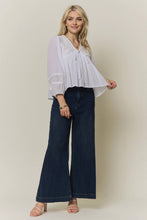 Load image into Gallery viewer, SOLID LONG SLEEVES TOP WITH EYELET