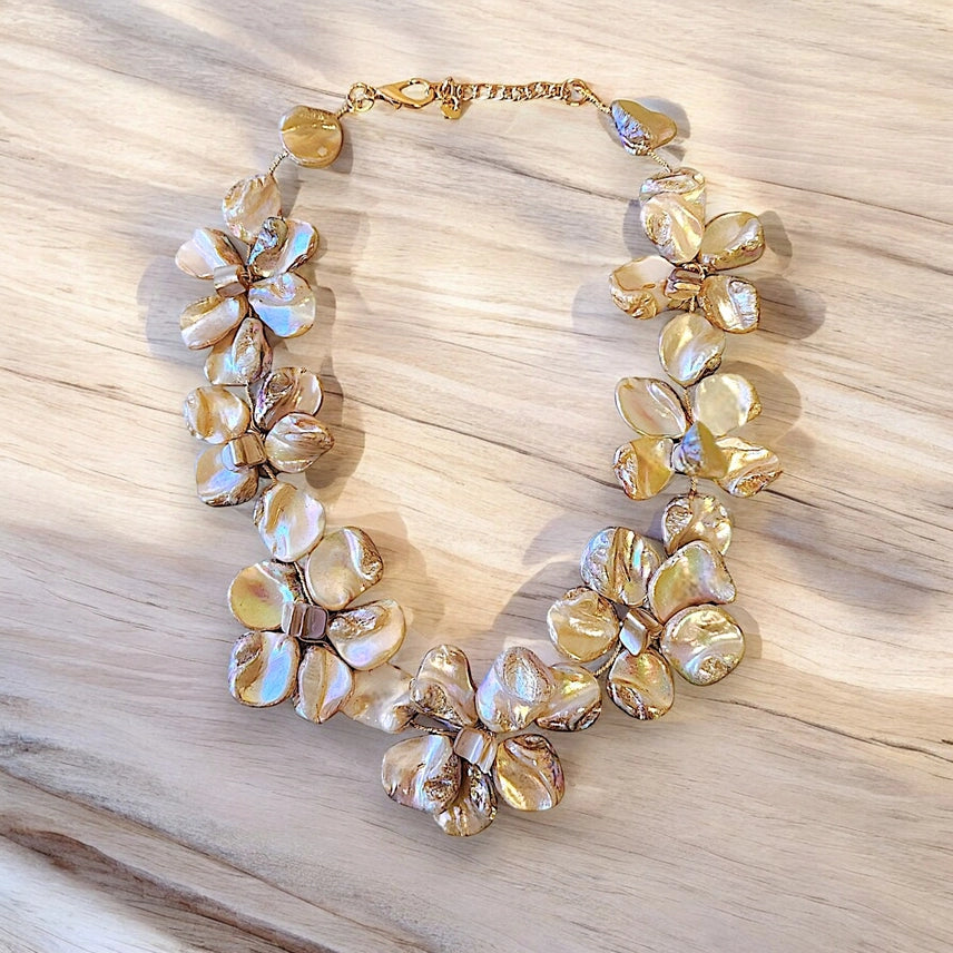 Flower Seashell Necklace
