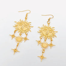 Load image into Gallery viewer, Golden Sun Face Star Earrings