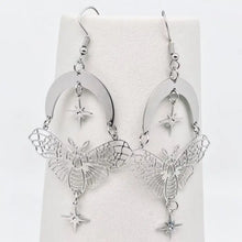 Load image into Gallery viewer, Moon Moth Star Earrings