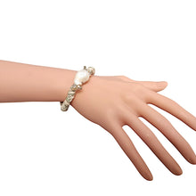 Load image into Gallery viewer, Pearl Bracelet