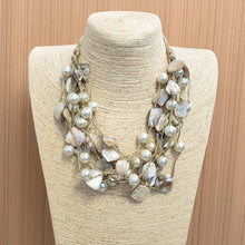 Load image into Gallery viewer, Pearl Seashell Necklace