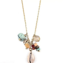 Load image into Gallery viewer, Shell Cluster Short Necklace