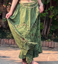 Load image into Gallery viewer, Pari Vintage Vibe Green Skirt