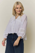 Load image into Gallery viewer, SOLID LONG SLEEVES TOP WITH EYELET