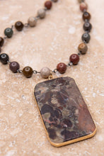 Load image into Gallery viewer, Patty Necklace in Dk. Mix