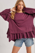 Load image into Gallery viewer, RUFFLED PEPLUM HEM OVERSIZED KNIT TOP