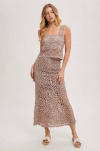 Load image into Gallery viewer, SHEER CROCHET SLEEVELESS SQAURE NECK TOP