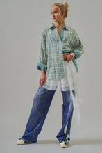 Load image into Gallery viewer, Double Gauze Plaid Oversized Button-Down Shirt