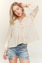 Load image into Gallery viewer, SOLID LONG SLEEVES TOP WITH EYELET