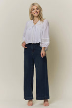 Load image into Gallery viewer, SOLID LONG SLEEVES TOP WITH EYELET