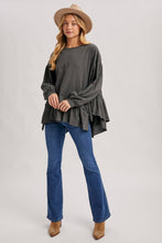Load image into Gallery viewer, RUFFLED PEPLUM HEM OVERSIZED KNIT TOP