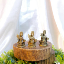 Load image into Gallery viewer, Handmade Tara Meditation Statue