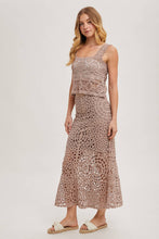 Load image into Gallery viewer, SHEER CROCHET SLEEVELESS SQAURE NECK TOP